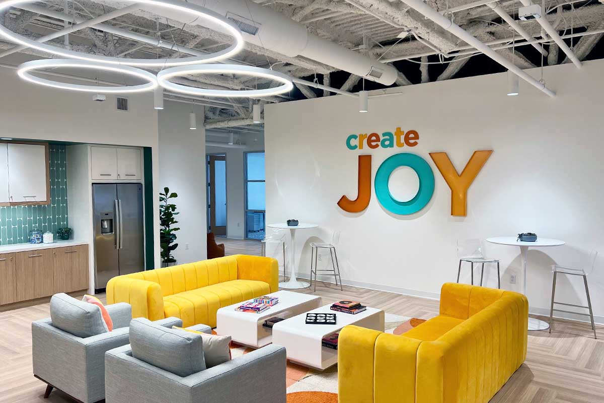 Therapy-area-for-outpatient-treatment-of-adolescents-teens-and-young-adults-in-Scottsdale-Arizona Therapy area for outpatient treatment of adolescents, teens, and young adults in Scottsdale, Arizona.