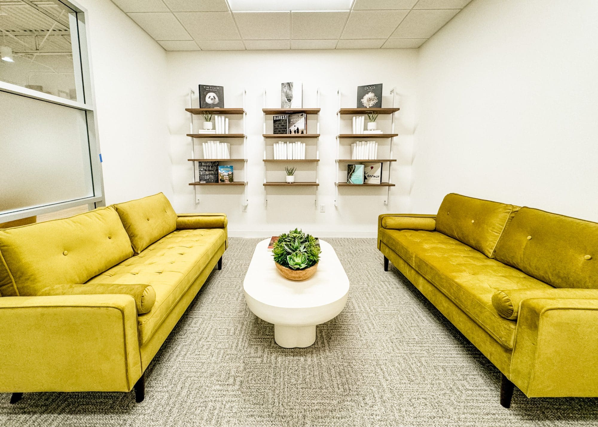 Individual therapy area for teens in outpatient treatment program, IOP, and PHP.