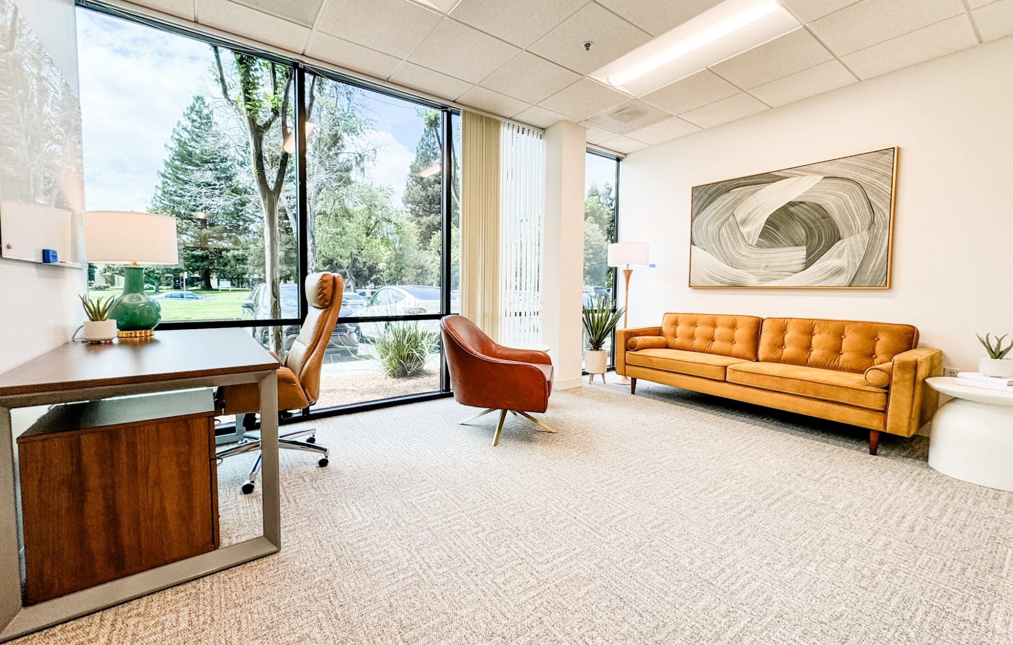 Office for therapy and mental health treatment in outpatient treatment center Walnut Creek, CA.